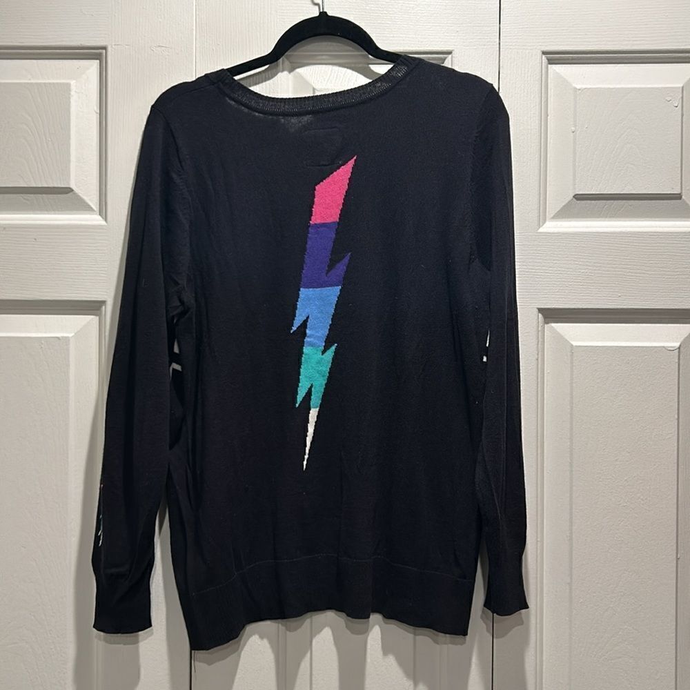 Chaser Love & Peace (on the back) Sweater, Size Large - Picture 4 of 9